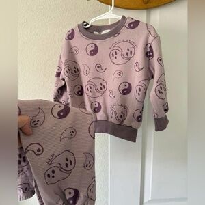 Monday’s and meadows Purple Yin Yang Smiley Sweatshirt